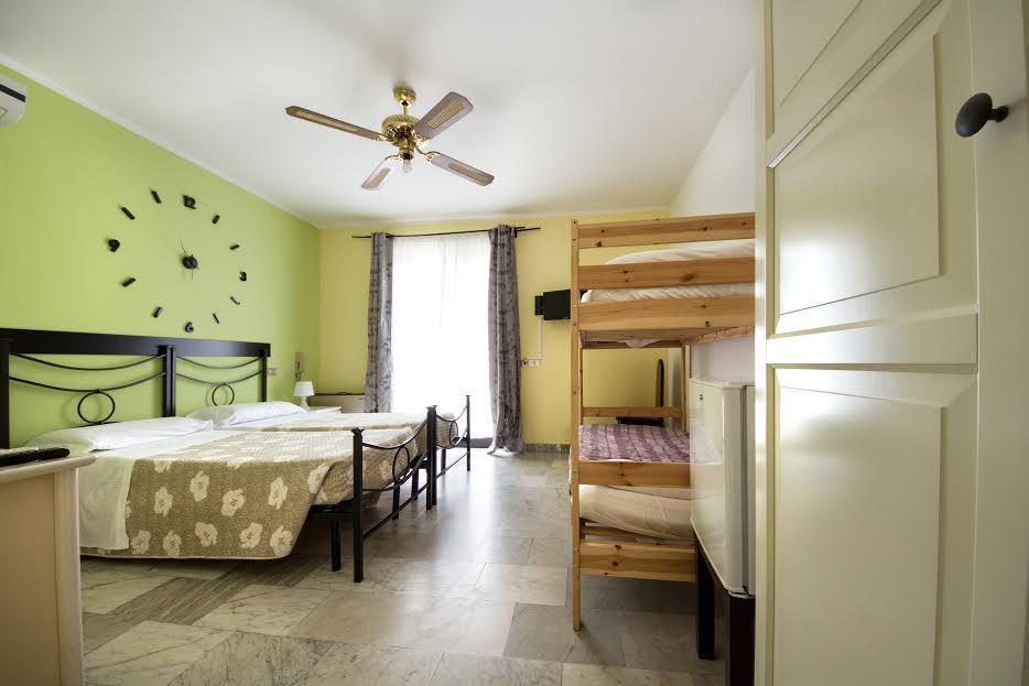 Hôtel Olympic Kosher Holidays à Sirmione Extérieur photo